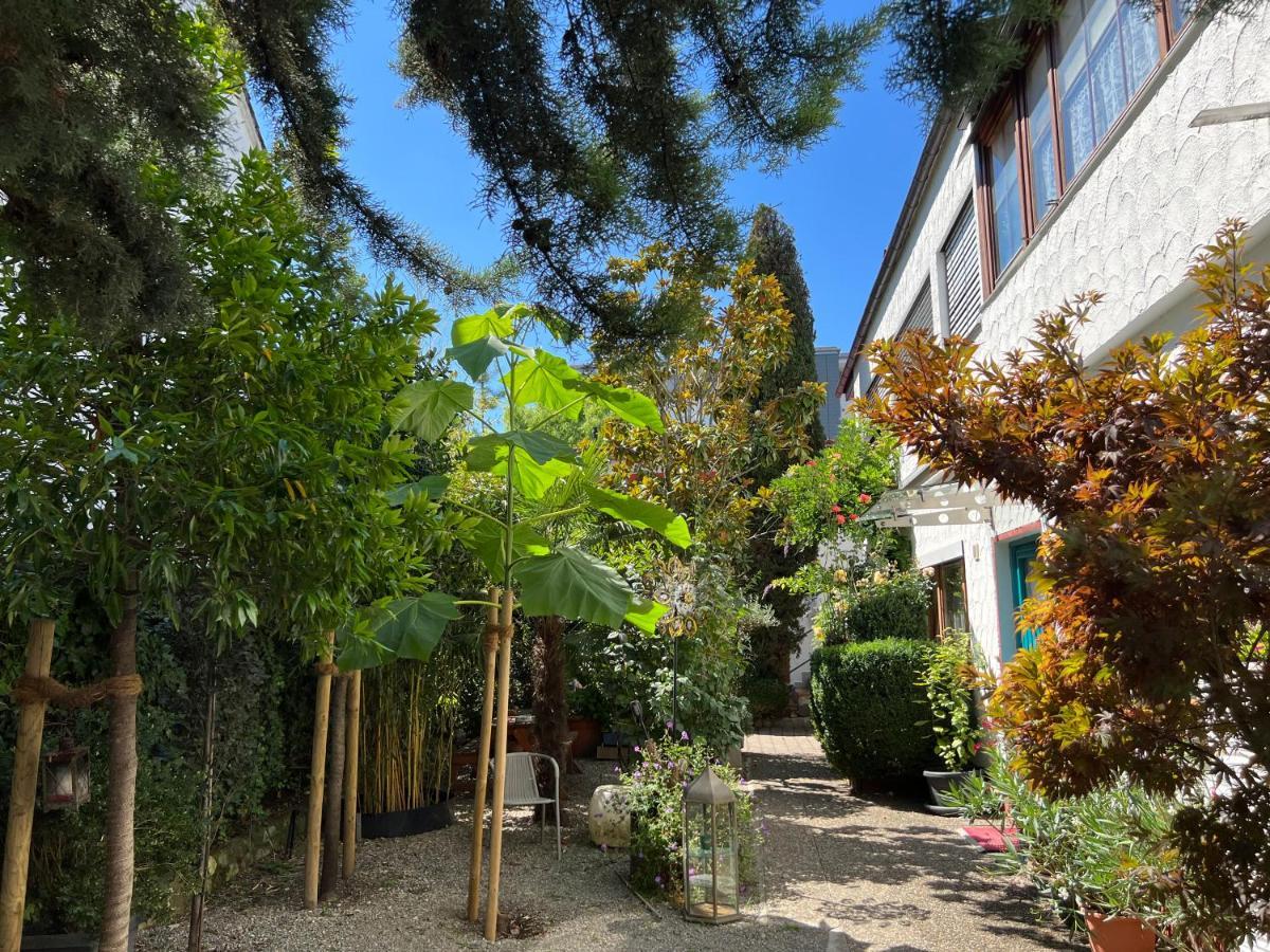 Haus Pia Executive Apartments Friedrichshafen Exterior photo